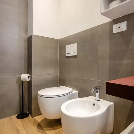 Brand New Flat In The Heart Of City Centre * Болонья